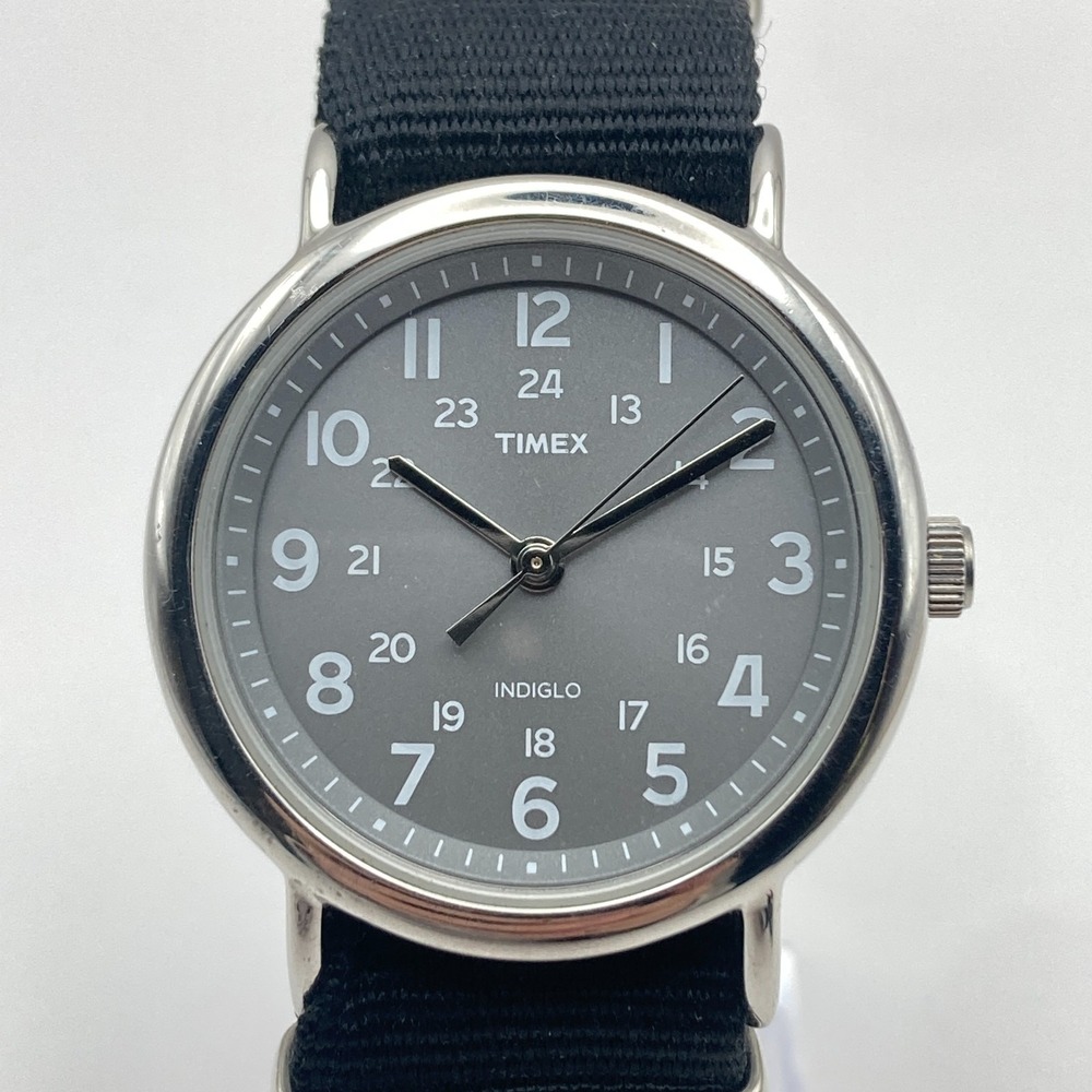 Timex Weekender Watch Men 38mm Silver Tone Indiglo Gray Dial Nylon New Battery